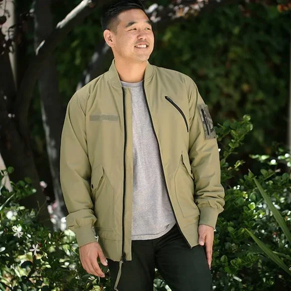 NEW Burton x ALPHA INDUSTRIES Undefeated MA-1 Flight Bomber Jacket Greenish Tan - Picture 2 of 4